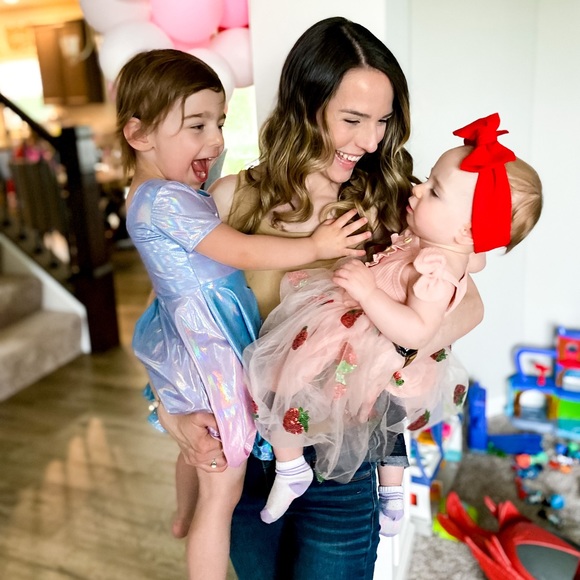 Meet your Posher, Tirzah - Picture 1 of 1